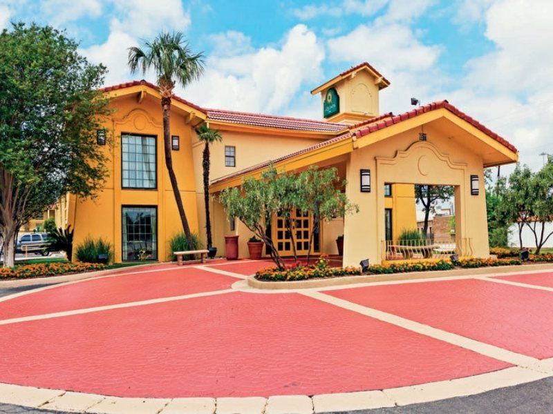 La Quinta Inn By Wyndham San Antonio Lackland Εξωτερικό φωτογραφία